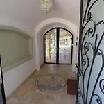 Magnifique Rez De Jardin A 150 M De La