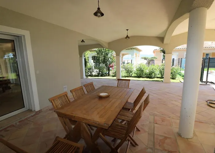 Apartment Magnifique Rez De Jardin A 150 M De La *