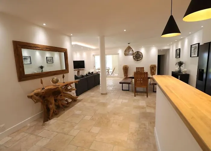 Apartment Magnifique Rez De Jardin A 150 M De La *